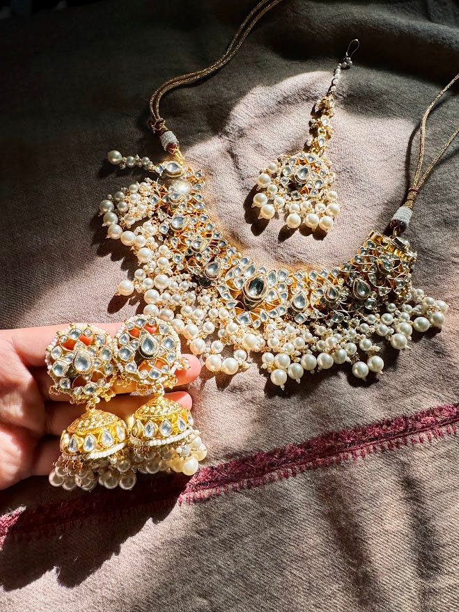 Shailja Necklace, Jhumka and Matha Tikka set