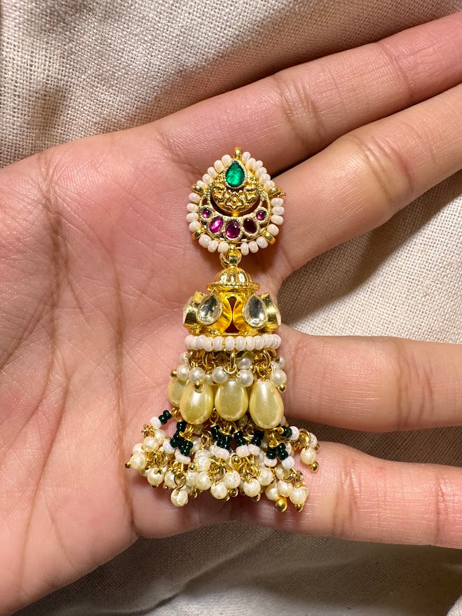 Albeli Jhumkas
