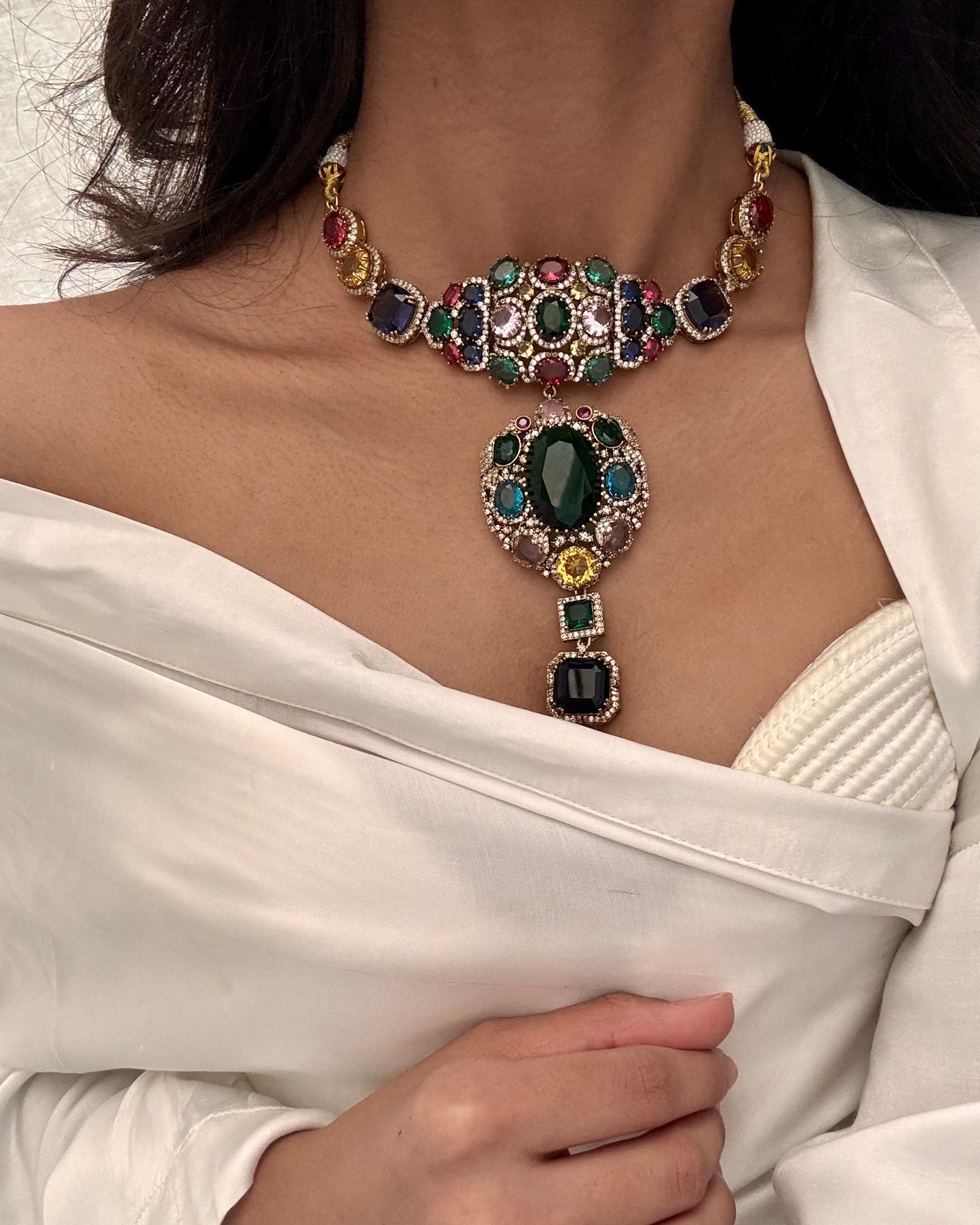 Vajra Choker and Chaandbali Set