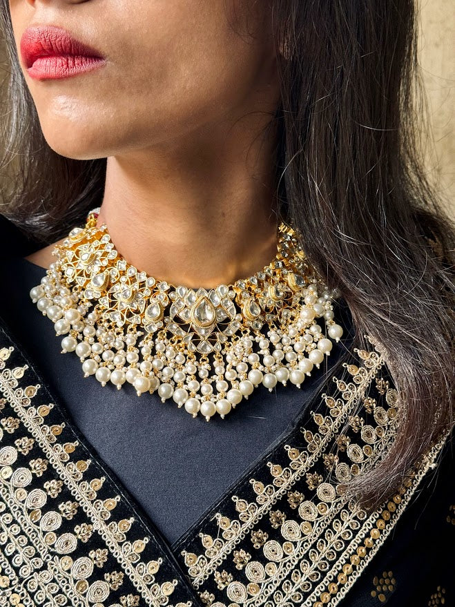 Shailja Necklace, Jhumka and Matha Tikka set