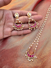 Laal Chandresh Pendant & Earring set