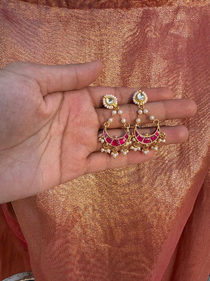 Laal Chandresh Pendant & Earring set
