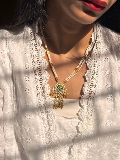 Mrinal Pendant & Earring set