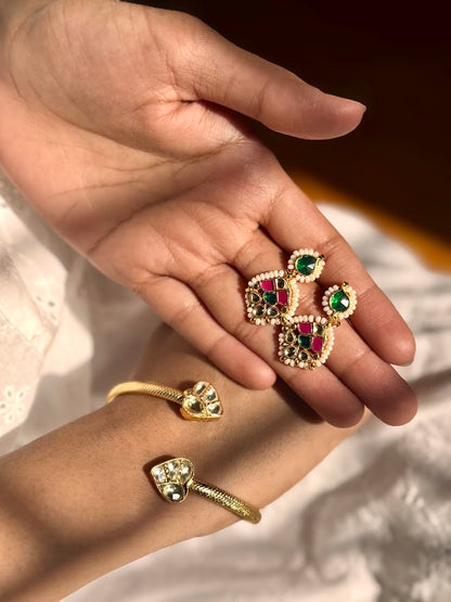 Khwaab Pendant & Earring set